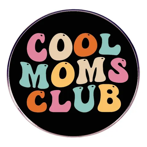Retro Pop Art Alloy Brooch Cool Moms Club Lettering Round Badge Pin Gold Multi Color Decorative Pin For Women Accessory