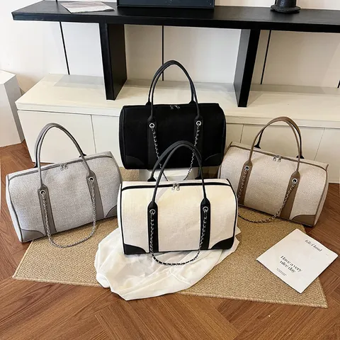Women Large Capacity Contrast Canvas Travel Handbag Fashion Shoulder Bag With Chain Decor Commuting Tote Gym Weekender Bag
