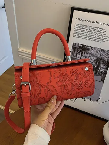 Borsa Cilindrica Vintage in Pelle PU Con Motivo Floreale a Rilievo Per Donna Borsa a Tracolla a Barilotto Con Lucchetto in Metallo Elegante Borsa Quotidiana