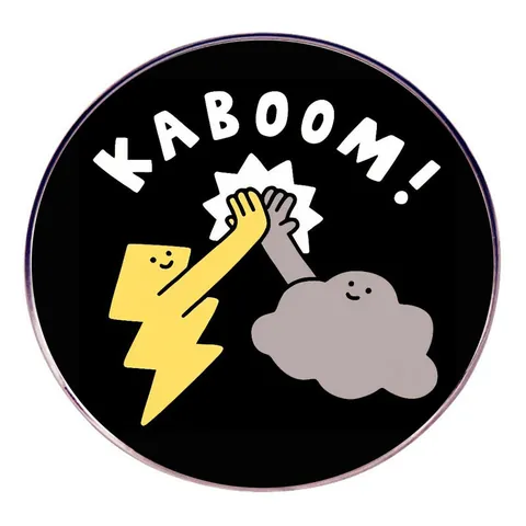 Cartoon Bliksem Wolk Broche Kaboom Ronde Emaille Pin Metalen Legering Badge Voor Rugzak Kleding Decoratieve Sieraden Unisex