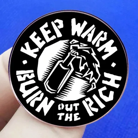 Keep Warm Burn The Rich Καρφίτσα Κοκτέιλ Μολότοφ από Κράμα Στρογγυλό Σήμα Με Σλόγκαν Για Ρούχα Σακίδιο Πανκ Κοσμήματα