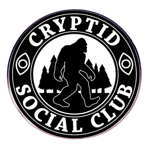 Rund Legierung Cryptid Social Club Bigfoot Silhouette Emaille Pin Wald Abzeichen Brosche Für Rucksack Kleidung Jacke Accessoire