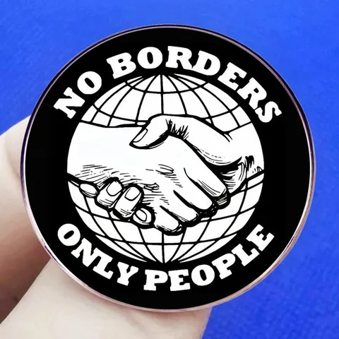 Runde Emaille Brosche No Borders Only People Slogan Legierung Abzeichen Für Kleidung Rucksack Hut Minimalistischer Schmuck