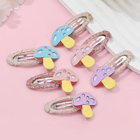 Barrettes à Cheveux Champignon Dessin Animé Mignonnes pour Enfants Filles Pinces BB en Cuir Synthétique Accessoires de Cheveux en Tissu