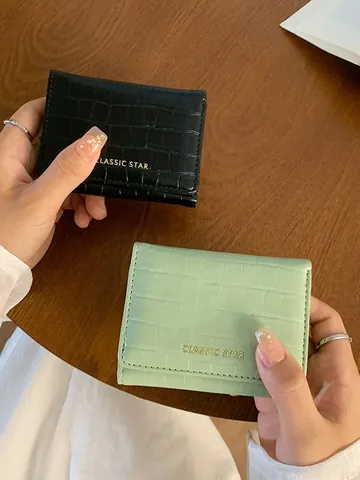 Portafoglio Piccolo da Donna a Tre Pieghi con Motivo a Coccodrillo in Pelle PU Multi Scomparti per Carte Minimalista Compatto