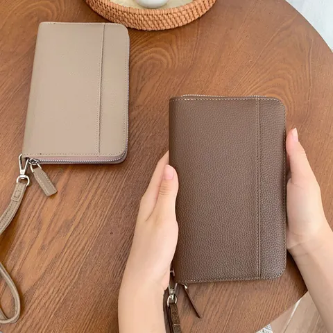 Portafoglio a Fisarmonica con Cerniera Grande Capacità per Donna Stile Giapponese Pelle PU Grana Litchi Porta Carte Lungo Organizer per Passaporto e Documenti con Cinturino da Polso