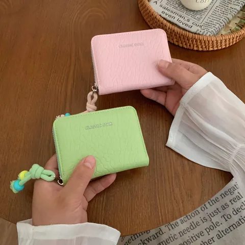Portafoglio Piccolo da Donna in Pelle PU con Cerniera e Nappa di Perline Motivo Coccodrillo RFID Blocking Porta Carte di Credito Mini Portamonete