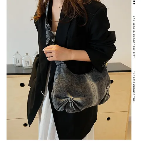 Vintage Washed Denim Hobo Umhängetasche Für Damen Geknoteter Riemen Gefaltete Cloud Bag Große Kapazität Achseltasche Mit Nieten