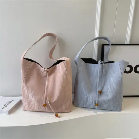 Bolso de Mano para Mujer de Cuero PU con Textura Plisada de Gran Capacidad Bolso de Hombro con Cordón de Cuentas de Ámbar para Trabajo Diario