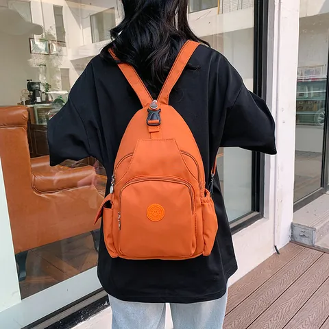 Mochila Casual de Nailon con Múltiples Bolsillos para Mujer Bolso de Pecho Repelente al Agua Ligero para Viajes Diarios Bolso de Moda al Aire Libre