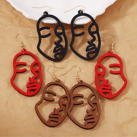 Abstract Face Outline Wood Hollow Out Drop Earrings Minimalist Wooden Dangle Earrings For Women Fashion Jewelry