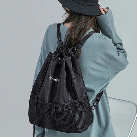 Sac à Dos Imperméable en Nylon avec Cordon de Serrage Sac Seau en Maille pour Hommes Femmes Streetwear Décontracté Voyage École Sport Sac à Épaule