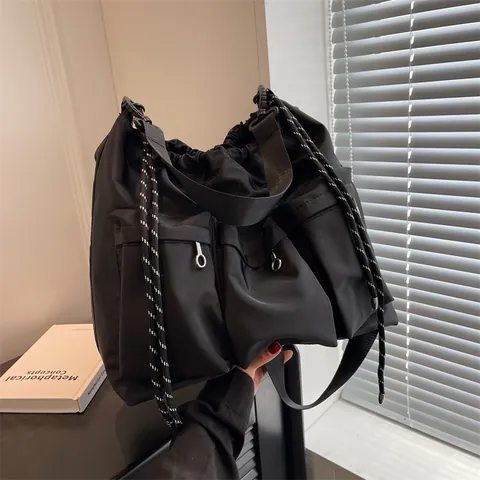 Women Large Capacity Oxford Cloth Shoulder Bag Multi Pocket Functional Messenger Bag Casual Street Style Tote Bag Black