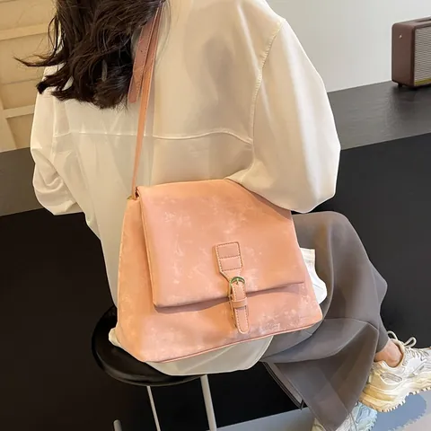 Vintage PU Leather Messenger Bag Women Retro Distressed Texture Flap Buckle Shoulder Bag Large Capacity Casual Underarm Bag