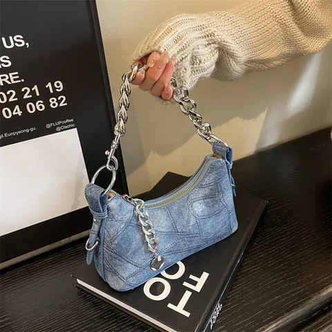 Vintage Denim Achseltasche Für Damen Retro Gewaschener Stoff Schultertasche Mit Silberner Metallkette Große Kapazität Umhängetasche