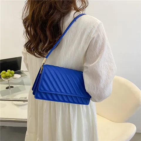 Borsa Sottobraccio in Pelle PU Trapuntata da Donna Tinta Unita Patta Quadrata Borsa a Spalla per Uso Quotidiano Casual Strada