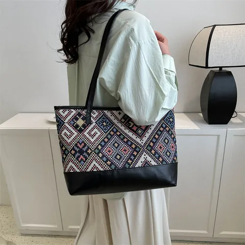 Women Ethnic Woven Tote Bag Large Capacity Geometric Pattern Patchwork PU Leather Shoulder Bag Retro Casual Handbag