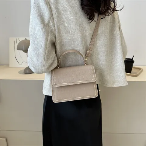 Bolso de Hombro Vintage para Mujer de Cuero PU con Patrón de Cocodrilo Moda Remaches Bolso de Mano Pequeño Cuadrado