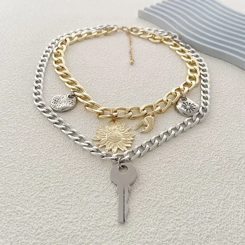 Collier Grosse Chaîne Multicouche Hip Hop Punk Avec Pendentif Tournesol Clé Lune Alliage Or Argent Mixte Bijoux Unisexe
