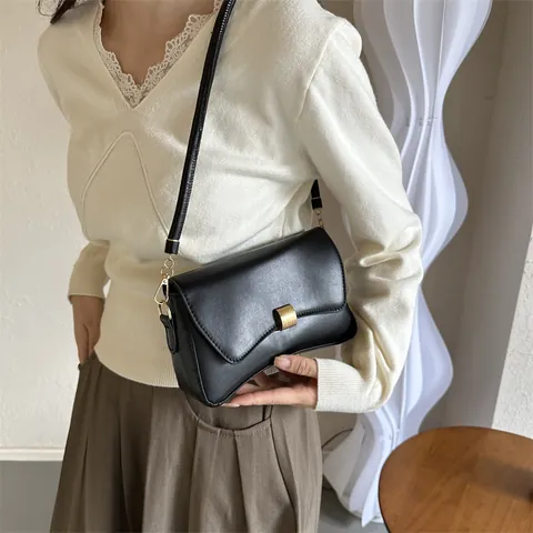 Bolso de Axila de Cuero PU Vintage Minimalista Mujeres Hebilla Cuadrada Dorada Color Sólido Bolso de Hombro Pequeño Moda Oficina Diario