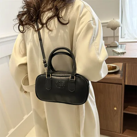 Dames Mode PU-Leder Kleine Vierkante Schoudertas Eenvoudige Handtas met Gedrukte Letters Veelzijdige Crossbodytas met Gouden Hardware