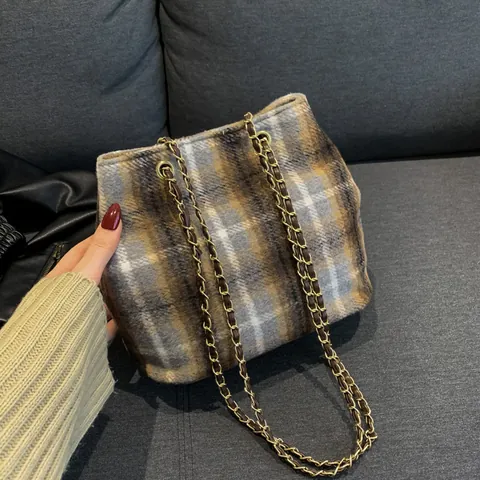 Sac Fourre-Tout Vintage en Laine à Carreaux Pour Femmes Avec Bandoulière Chaîne Grande Capacité Sac à Épaule Tweed Style Automne Hiver