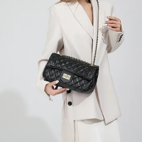Damen Gesteppte Rauten Umhängetasche Mit Metallkettenriemen PU Leder Mode Schulter Quadratische Tasche Mit Gold-Drehverschluss