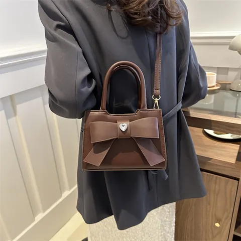Fashion Bow Knot Small Square Bag For Women Sweet Heart Rhinestone Handbag PU Leather Crossbody Shoulder Bag Stylish Purse