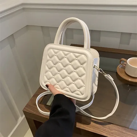 Mode PU Leder Gesteppt Umhängetasche Minimalistisch Kleine Quadratische Handtasche Mit Griff Verstellbarem Riemen Für Damen