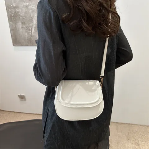 Vintage PU Leather Saddle Bag For Women Minimalist Crossbody Small Shoulder Bag With Stitching Versatile Daily Bag