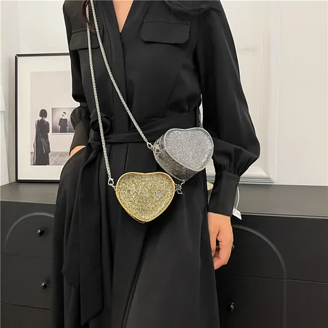 Fashion Women Sequin Rhinestone Heart Shaped Crossbody Bag Mini Chain Shoulder Bag Party Shopping Purse Sparkly Clutch