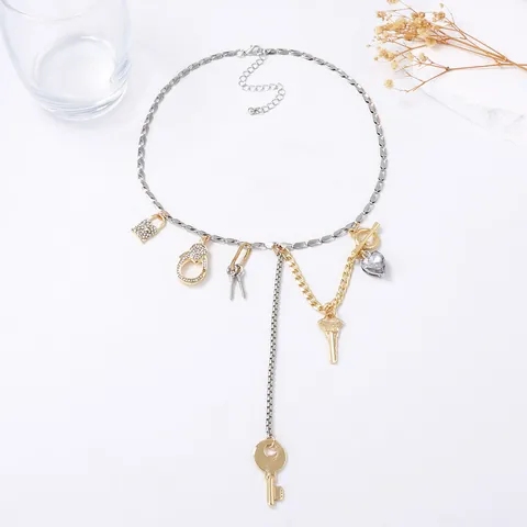 Fashion Zinc Alloy Multielement Pendant Necklace With Heart Key Lock Handcuffs Rhinestone Gold Silver Plated Jewelry For Women