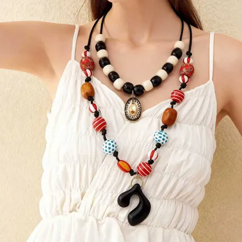 Bohemian Double Layer Beaded Necklace For Women Vintage Geometric Wood Plastic Beads Alloy Rhinestone Pendant Layered String Jewelry
