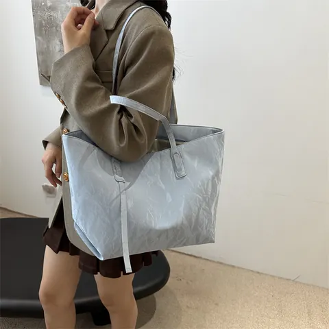 Bolso Tote de Moda para Mujer de Cuero PU Arrugado Gran Capacidad Minimalista Retro Color Sólido Bolso de Hombro Diario