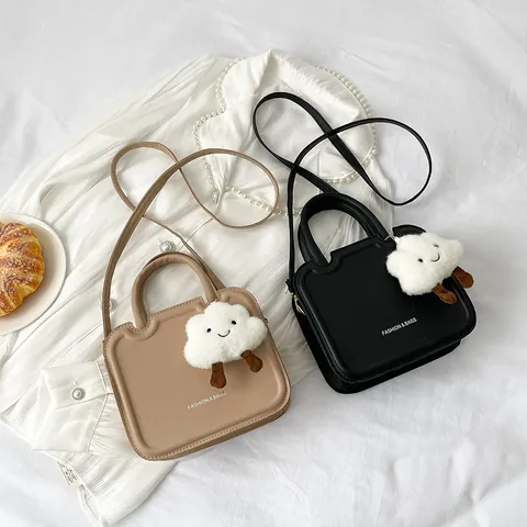 Borsa a Tracolla Piccola Quadrata in Pelle PU di Tendenza Per Donna Con Ciondolo a Nuvola Minimalista Borsa Vintage