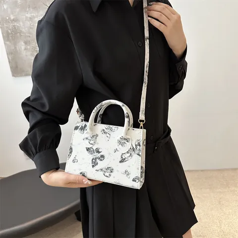Damen PU Leder Schmetterling Sternbild Druck Tote Bag Mode Kleine Quadratische Schultertasche Mit Griff Und Verstellbarem Gurt