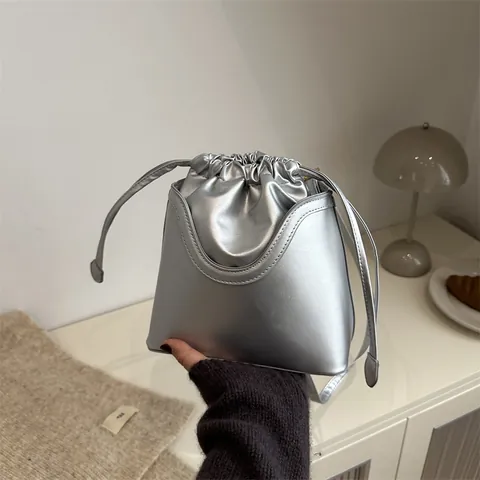 Vintage Beuteltasche Aus PU-Leder Für Damen Mode Kordelzug Schulter Umhängetasche Retro Urban Minimalistischen Stil Handtasche
