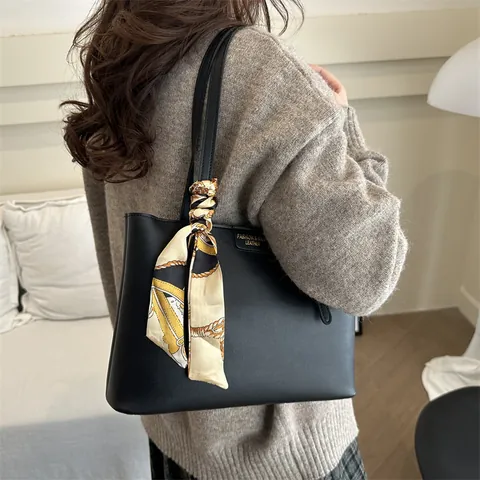 Bolso Tote de Cuero PU para Mujer con Pañuelo de Satén Minimalista Gran Capacidad Bolso de Hombro para Viaje Diario Oficina
