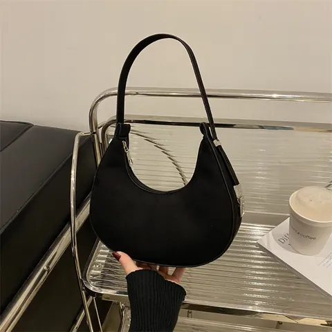 Bolso de Axila de Media Luna en PU Mate Minimalista para Mujer Bolso de Hombro Look de Gamuza Chic Hobo para Uso Diario