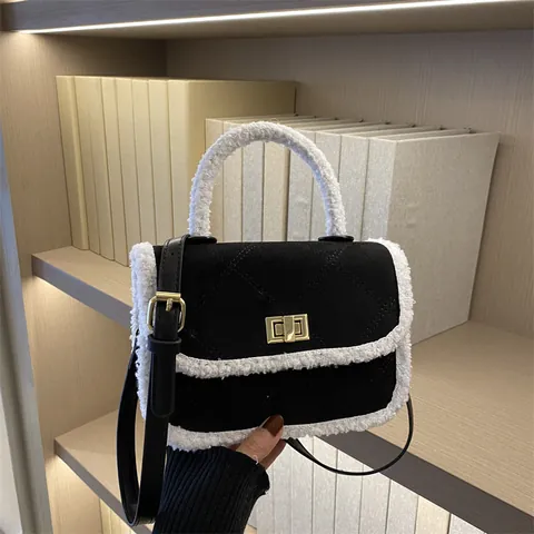 Women's Vintage Quilted Small Square Bag With Faux Fur Trim PU Leather Crossbody Bag Gold Twist Lock Fashion Handbag