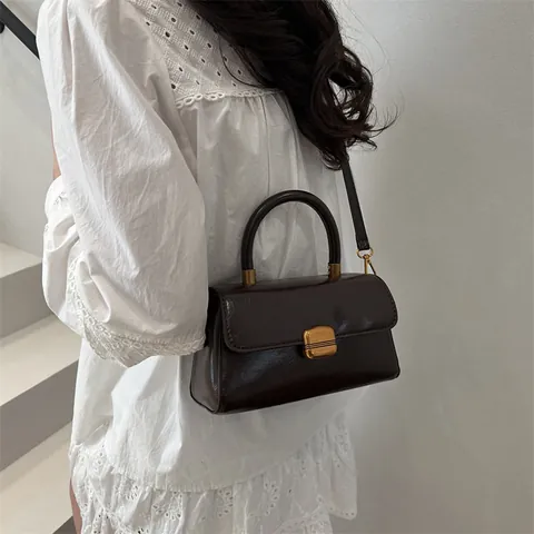Women Vintage PU Leather Handbag Small Square Shoulder Bag With Metal Lock Crossbody Commuting Fashion Satchel Bag