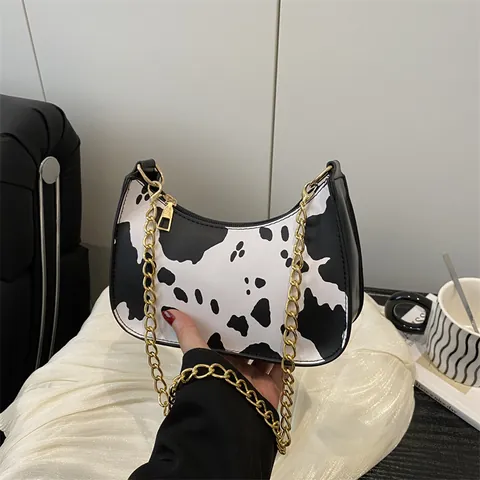 Women's Fashion PU Leather Crescent Hobo Bag With Gold Metal Chain Strap Solid Color Cow Print Underarm Shoulder Bag For Daily Party