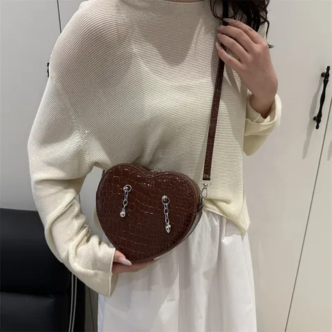 Bolso Bandolera De Moda Con Forma De Corazón Para Mujer Patrón De Cocodrilo Cuero PU Bolso De Hombro Con Cadena De Metal
