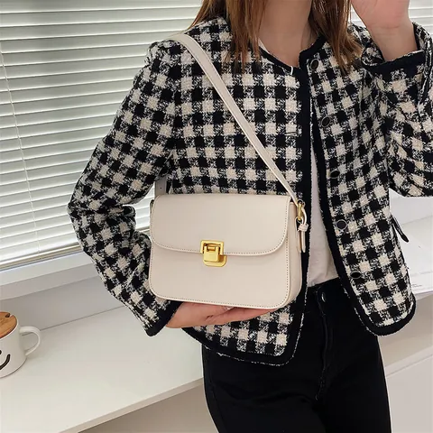 Bolso Cuadrado Pequeño de Cuero PU Retro para Mujer Cierre de Metal Dorado Solapa Bolso Bandolera Correa de Hombro Ajustable Bolso de Moda de Color Sólido