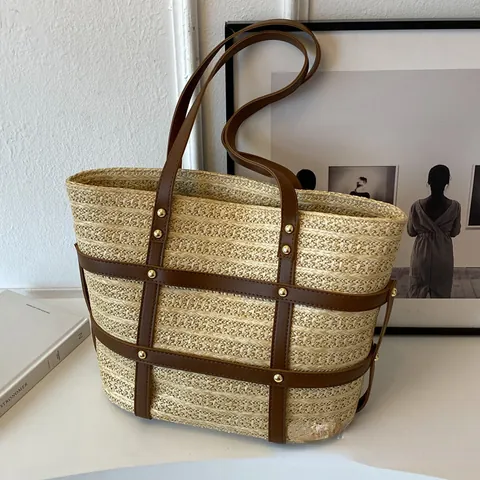Damen Stroh Webart Tragetasche Große Kapazität Minimalistische Umhängetasche Mit PU Lederbesatz Nieten Dekor Urlaub Strandtasche