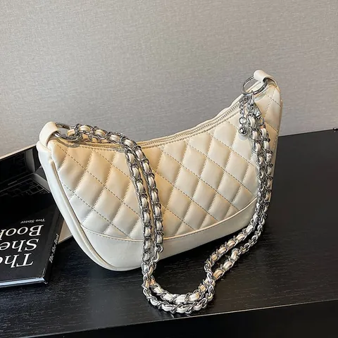 Damen Gesteppte Rauten Schultertasche PU Leder Halbmond Hobo Tasche Mit Silber Metallkette Umhängetasche Täglich Handtasche