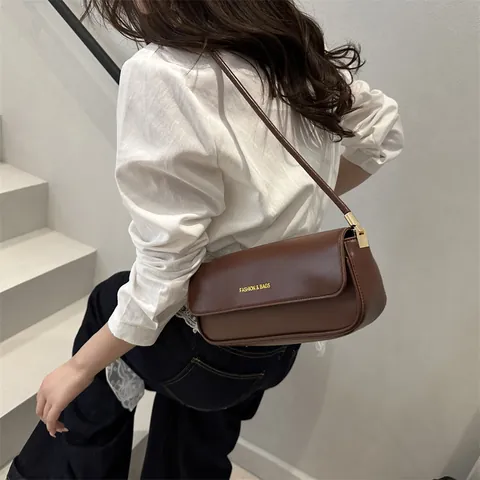 Sac Baguette en Cuir PU pour Femme Minimaliste Sac Sous le Bras Bandoulière Avec Lettrage Matériel Doré Vintage Daily