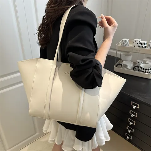 Grand Sac Cabas Femme Rétro En Cuir PU Et Pochette Mode Minimaliste Lettres Gauffrées Sac À Main D'épaule Banlieusard