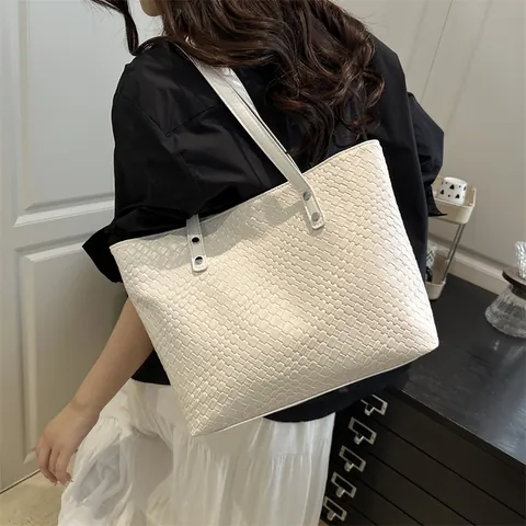 Bolso Tote de Moda para Mujer Patrón Tejido Gran Capacidad Cuero PU Bolso de Hombro Casual de Mano Remaches Minimalista