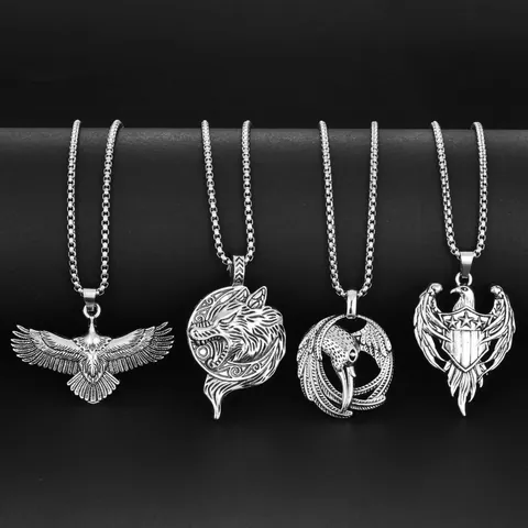 Collier Pendentif Animal en Alliage avec Chaîne en Acier Inoxydable Vintage Argent Antique Rétro Punk Loup Aigle Bouclier Tête Colliers Pour Hommes Bijoux